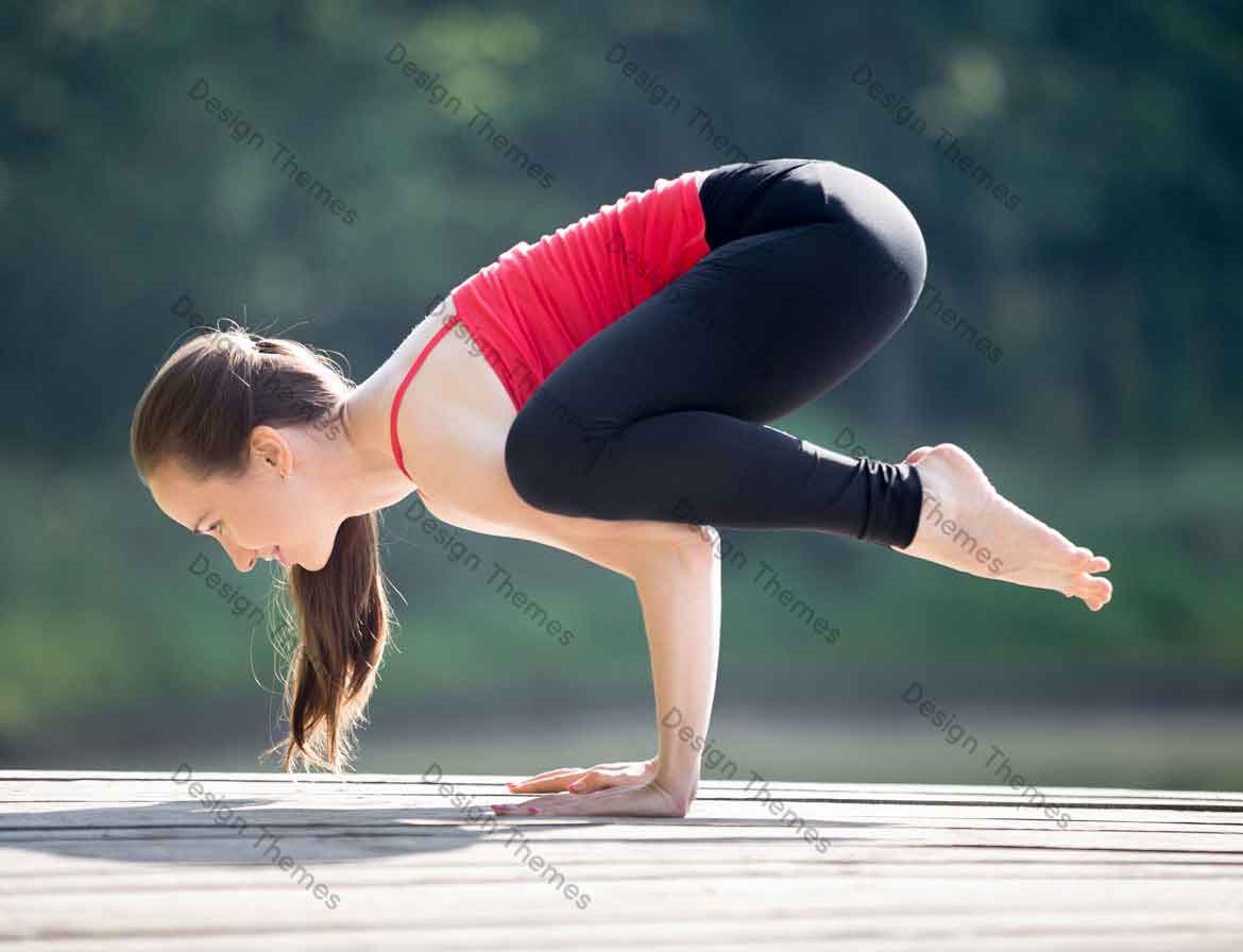 pose8 pose8